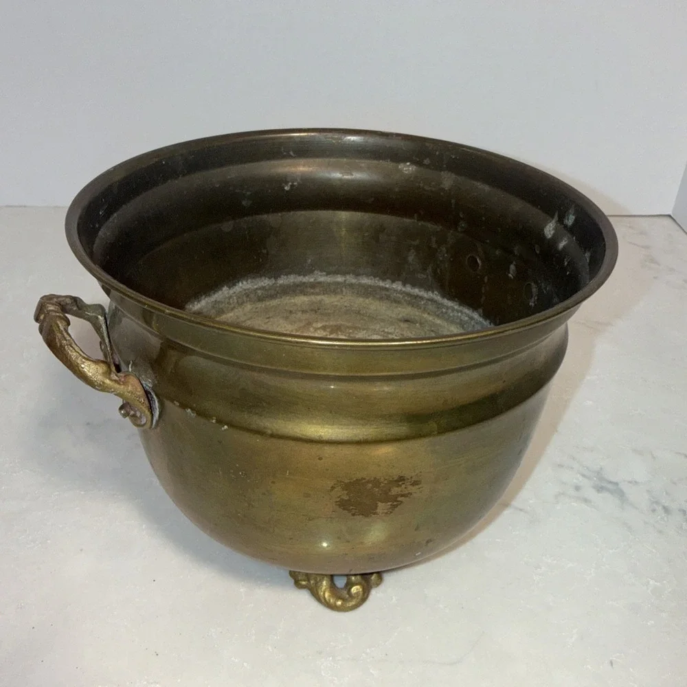 VTG Brass Cauldron Footed Gothic Romance Planter 7